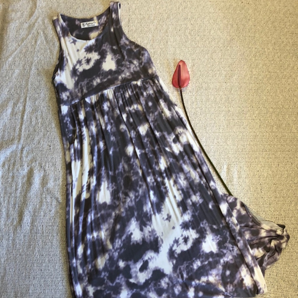 Fighting Eel Tie-Dye Cloud Maxi - Size Small